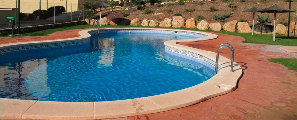 Mantenimiento de piscinas Mantenimiento de piscinas